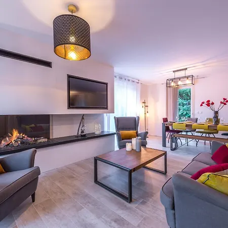 Casa de Férias La Maison Du Port, Exclusivite Lla Selections By Location Annecy *